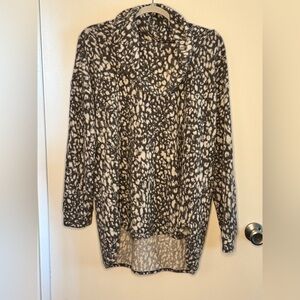 New Directions Gray White Animal Print Cowl neck high low hem top XL